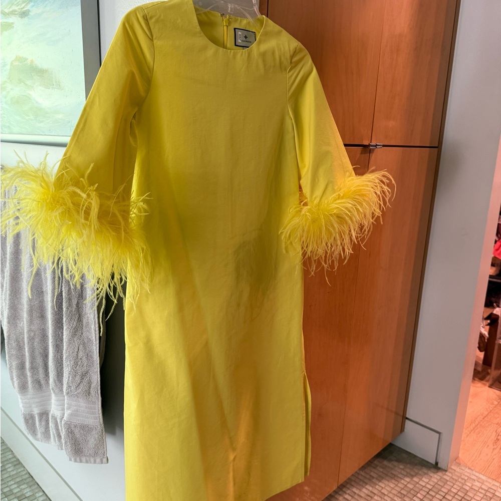 Tuckernuck NEW Citron Feather Jamie Formal Party Midi Dress in Yellow Size XXS - Picture 2 of 2